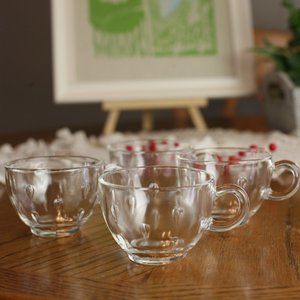 ❌SOLD❌ Vintage glassware tear drop tea cup.
